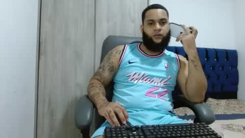 Snapshot of eroticoblack chatting on 2, 8, 2026 Eroticoblack online show from 2, 8, 2026