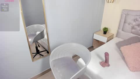 Snapshot of escarleth__ chatting on 20, 2, 2026 Escarlet online show from 20, 2, 2026