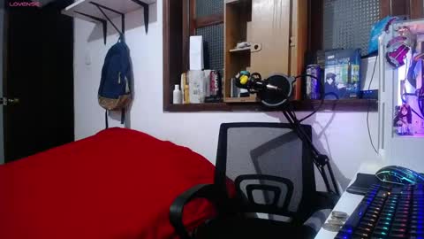 Esteban online show from 16, 2, 2025