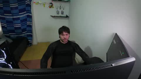 Snapshot of eskol212 chatting on 23, 7, 2026 eskol212 online show from 23, 7, 2026
