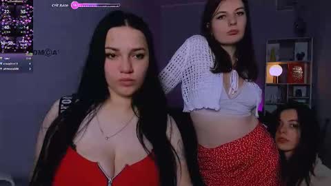 Snapshot of esma_shine chatting on 30, 9, 2025 esma_shine online show from 30, 9, 2025