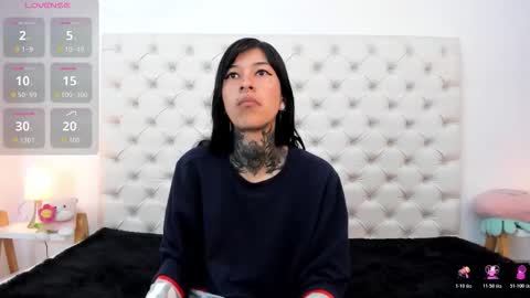 esmeralda  online show from 19, 1, 2026