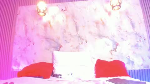 Snapshot of esmeralda_duarte chatting on 19, 12, 2024 esmeralda online show from 19, 12, 2024