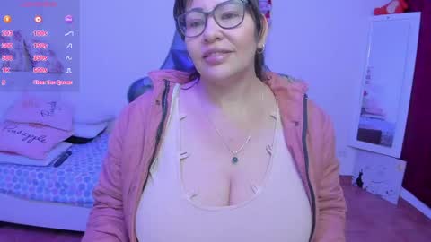 esme online show from 13, 4, 2026