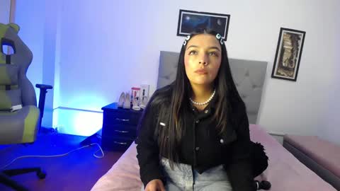 Perla online show from 27, 10, 2025