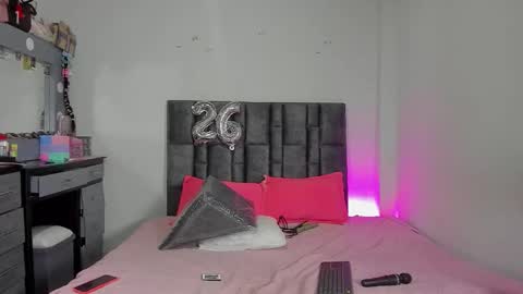 Perla online show from 19, 2, 2026