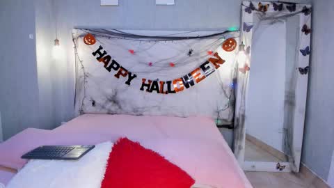 esmeraldanyx online show from 22, 10, 2025