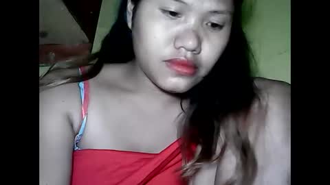 Snapshot of especialgirl_28 chatting on 25, 12, 2024 especialgirl_28 online show from 25, 12, 2024