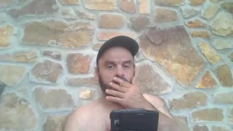 Snapshot of essensualelf chatting on 2, 10, 2025 Essensual Elf online show from 2, 10, 2025