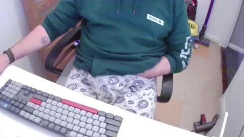 Snapshot of essex_wild chatting on 19, 11, 2025 Morph online show from 19, 11, 2025