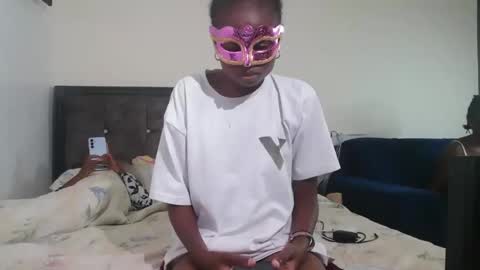 Snapshot of essypetite chatting on 25, 5, 2026 essypetite online show from 25, 5, 2026