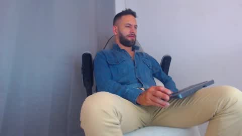 esteban online show from 20, 2, 2025