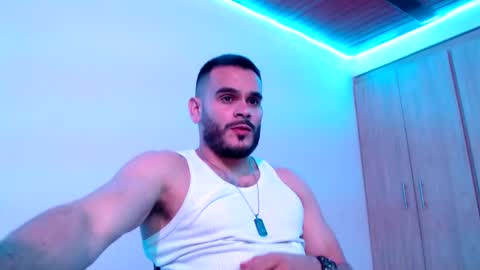 Snapshot of esteban_fer chatting on 7, 12, 2024 Esteban Fernandez online show from 7, 12, 2024