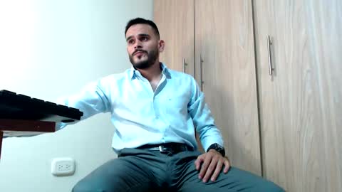 Snapshot of esteban_fer chatting on 6, 1, 2025 Esteban Fernandez online show from 6, 1, 2025