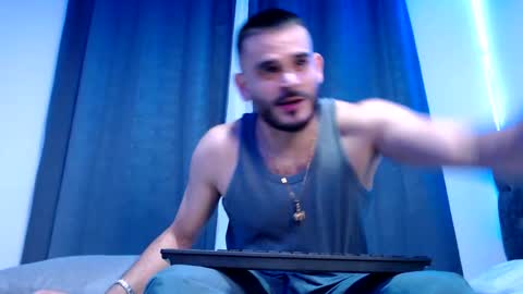 Snapshot of esteban_fer chatting on 11, 1, 2025 Esteban Fernandez online show from 11, 1, 2025