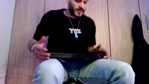 Snapshot of esteban_fer chatting on 18, 1, 2025 Esteban Fernandez online show from 18, 1, 2025