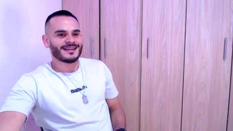 Snapshot of esteban_fer chatting on 30, 1, 2025 Esteban Fernandez online show from 30, 1, 2025