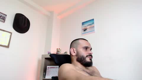 Snapshot of esteban_fer chatting on 25, 6, 2026 Esteban Fernandez online show from 25, 6, 2026