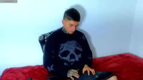 Snapshot of estebanchar_ chatting on 21, 4, 2026 Esteban independent model online show from 21, 4, 2026
