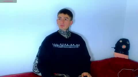 Snapshot of estebanchar_ chatting on 23, 4, 2026 Esteban independent model online show from 23, 4, 2026