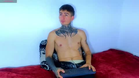 Snapshot of estebanchar_ chatting on 2, 5, 2026 Esteban independent model online show from 2, 5, 2026