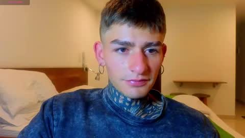 Snapshot of estebanchar_ chatting on 10, 5, 2026 Esteban independent model online show from 10, 5, 2026