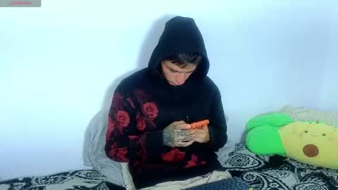 Snapshot of estebanchar_ chatting on 8, 7, 2026 Esteban independent model online show from 8, 7, 2026