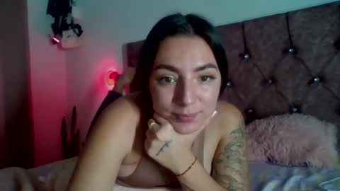 Snapshot of estefa1 chatting on 24, 7, 2026 estefa1 online show from 24, 7, 2026
