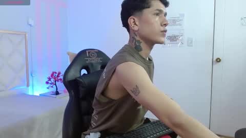 Snapshot of estefan_tay chatting on 9, 2, 2026 estefan_tay online show from 9, 2, 2026