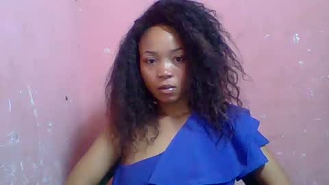 estelah20 online show from 9, 10, 2025