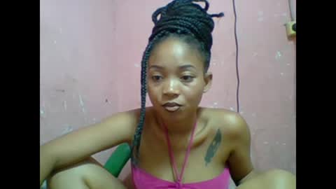 estelah20 online show from 17, 11, 2025