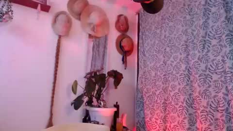 Snapshot of estelamaris1 chatting on 21, 4, 2026 estelamaris online show from 21, 4, 2026