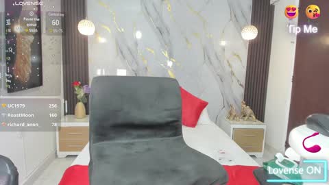 Estephany online show from 4, 2, 2025