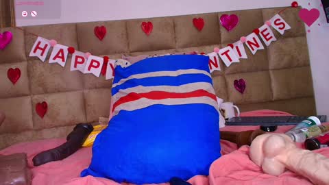 Snapshot of estrella_hanks_ chatting on 8, 2, 2025 Estrella online show from 8, 2, 2025
