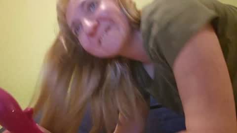 estrellawalters online show from 24, 1, 2025