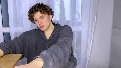 Alex online show from 4, 4, 2026