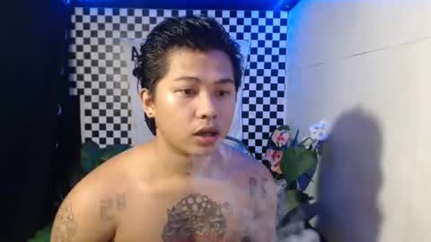 Snapshot of esward_tynn chatting on 23, 10, 2025 im esward tynn online show from 23, 10, 2025