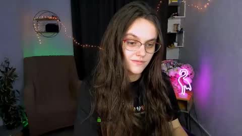 Snapshot of etera_velli chatting on 21, 11, 2025 etera online show from 21, 11, 2025