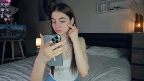 Snapshot of eternity_is_endless chatting on 17, 1, 2025 Mary online show from 17, 1, 2025