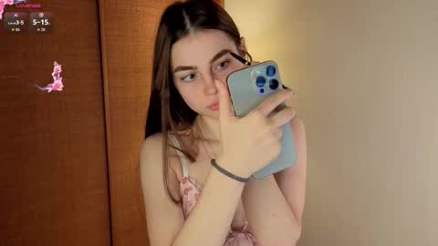 Snapshot of eternity_is_endless chatting on 27, 10, 2025 Mary online show from 27, 10, 2025