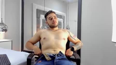 ethan_greys online show from 21, 11, 2025