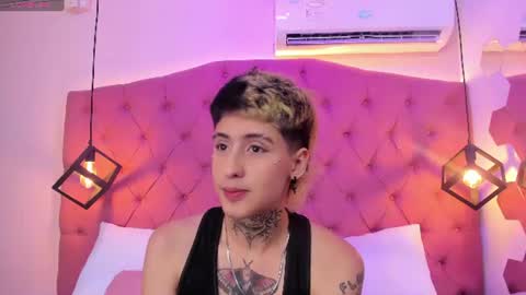 Snapshot of ethan_lennox_ chatting on 9, 8, 2026 Ethan online show from 9, 8, 2026