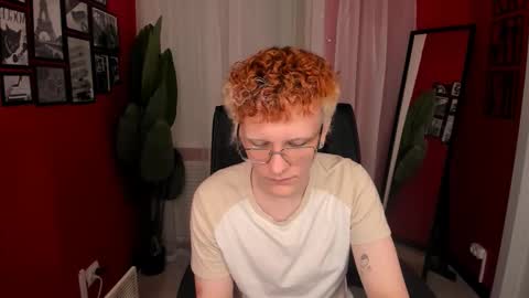 Snapshot of ethan_miltons chatting on 30, 11, 2025 Ethan online show from 30, 11, 2025