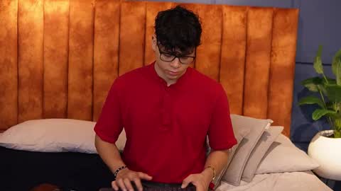 Snapshot of ethan_occonor chatting on 17, 10, 2025 ethan_occonor online show from 17, 10, 2025