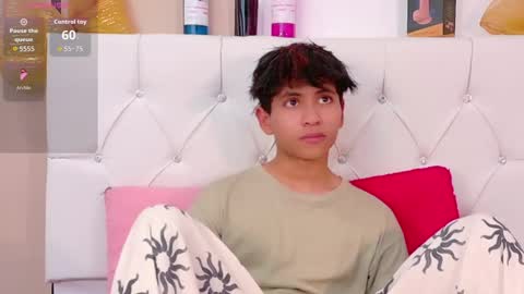 Snapshot of ethan_westt chatting on 16, 12, 2025 Ethan online show from 16, 12, 2025