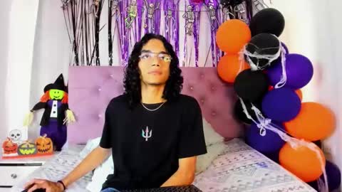 ethanblackwoodd online show from 2, 11, 2025