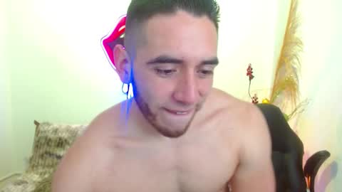 ethanblaze_ online show from 4, 12, 2025