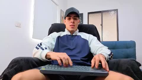 ethangreey1 online show from 15, 2, 2026