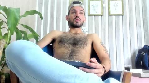 Snapshot of ethangrey_ chatting on 18, 9, 2025 Ethan Grey online show from 18, 9, 2025