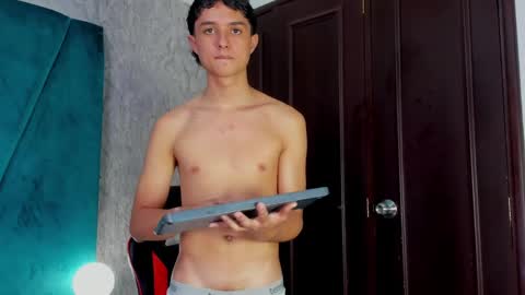 ethanlowell online show from 24, 1, 2025